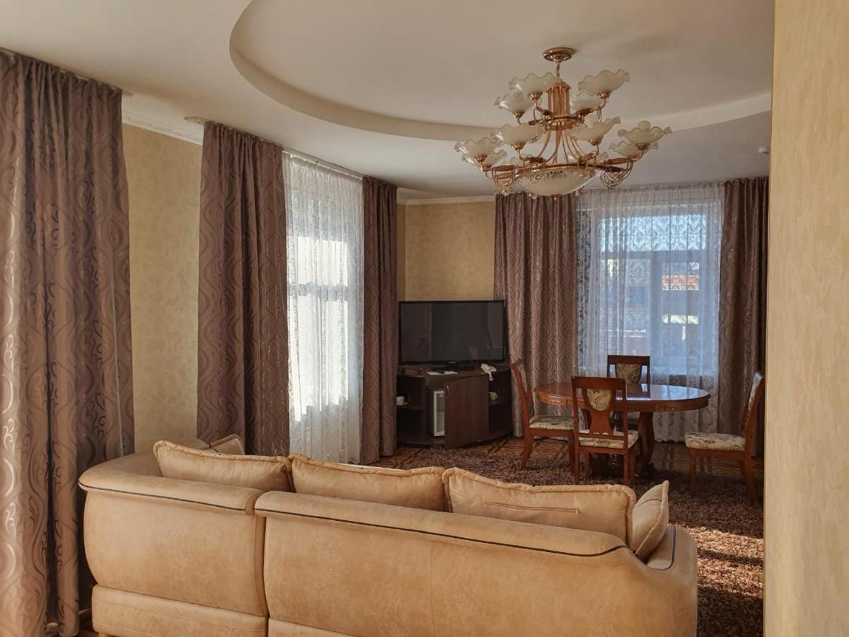 Karaganda Hotel Exterior photo